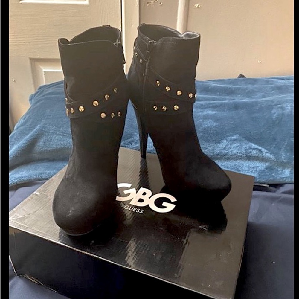 BRAND NEW ! GBG BY GUESS BOOTIES